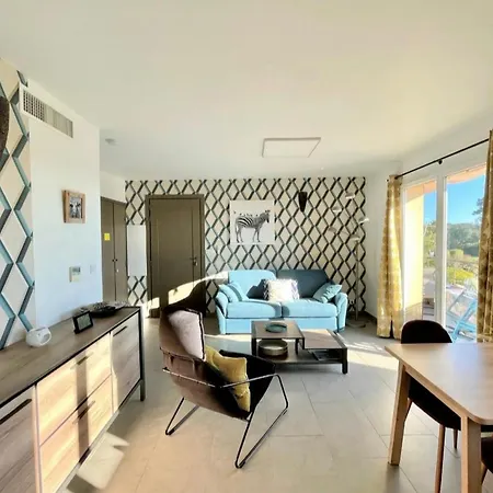 Un Gout De Paradis Zonza